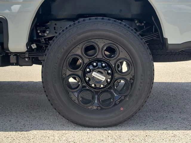 New 2026 Avalanche Ford Lariat image 8