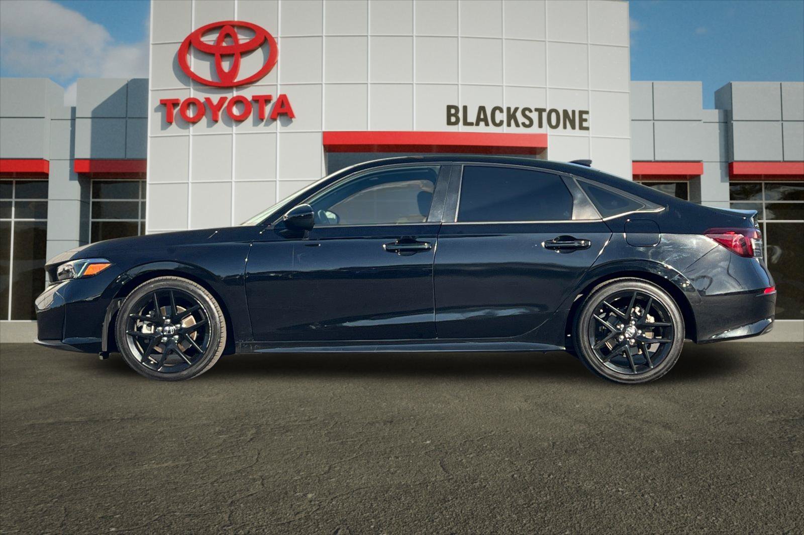 Used 2025 Crystal Black Pearl Honda Sport image 6