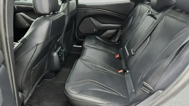 Used 2022 Space White Metallic Ford Premium image 23
