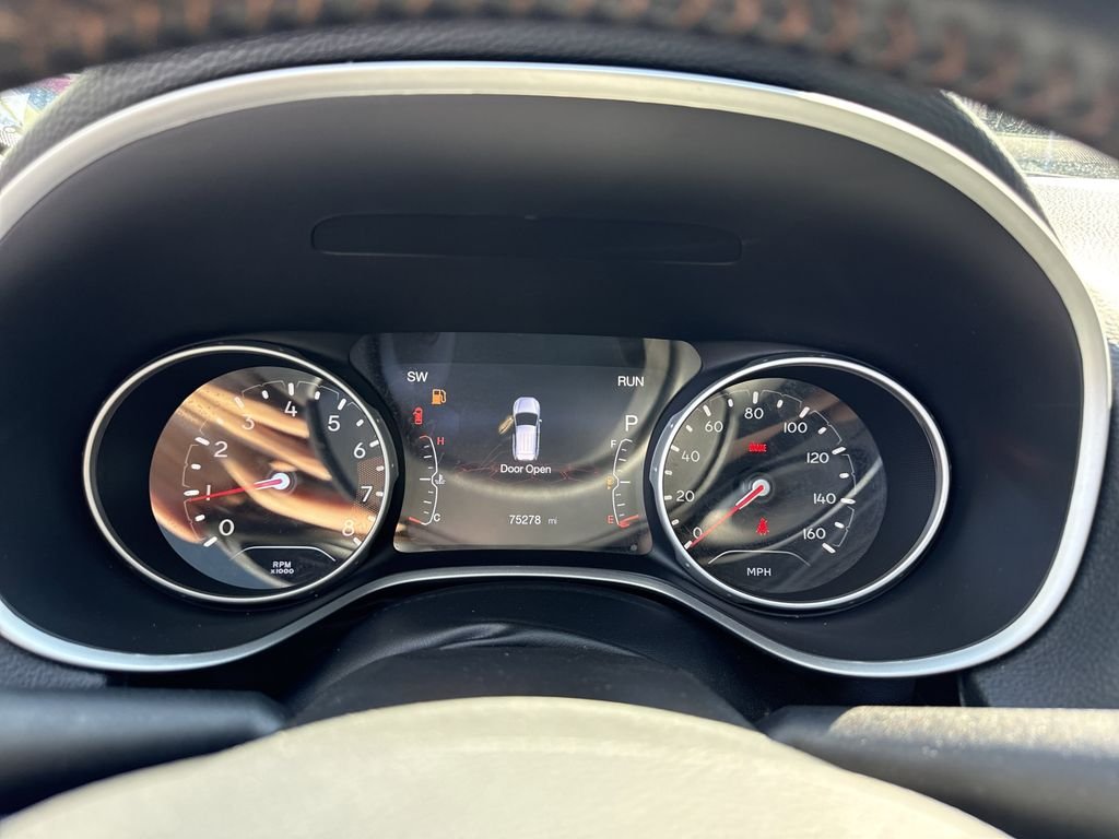 Used 2020 White Jeep Limited image 18