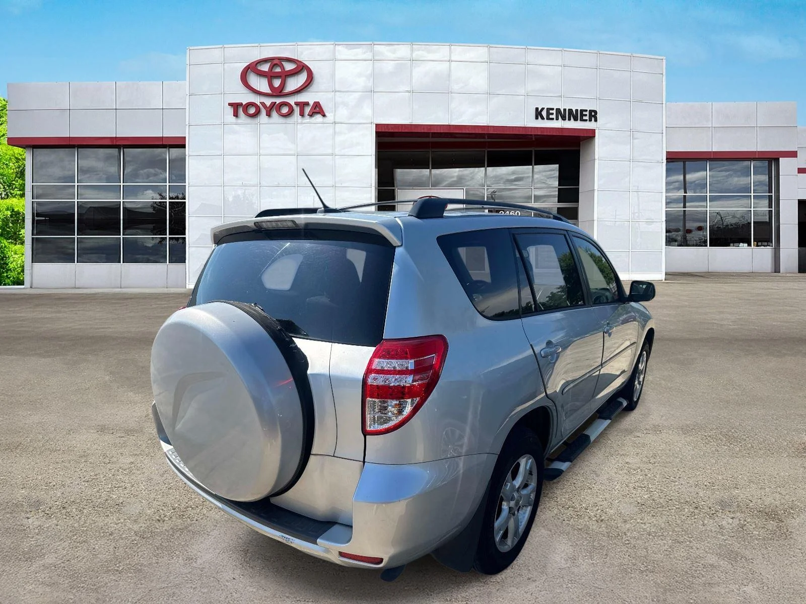 Used 2012 Classic Silver Metallic Toyota BASE image 7
