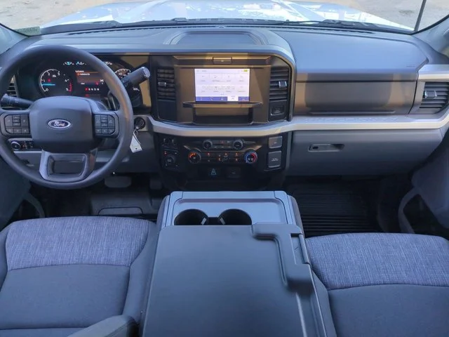 2026 Ford F-250 Super Duty XLT - Photo 14