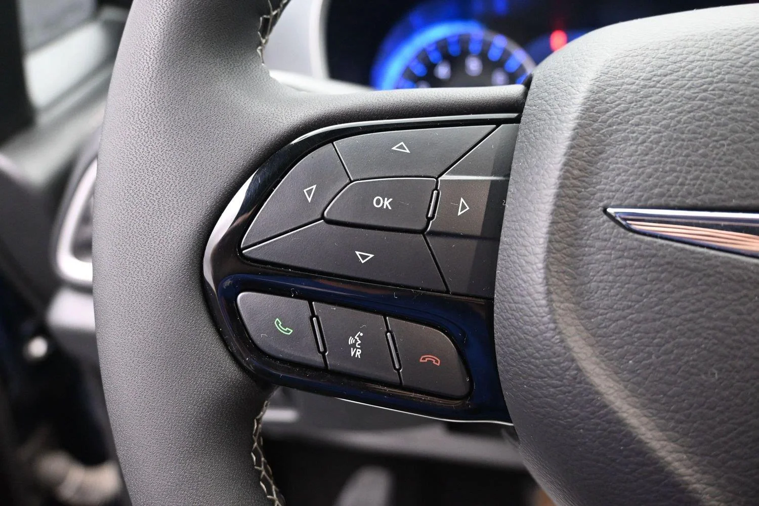 Used 2024 Fathom Blue Pearlcoat Chrysler Touring image 20