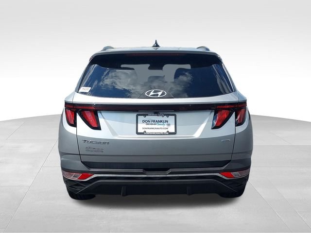 Used 2024 Silver Hyundai SEL image 4