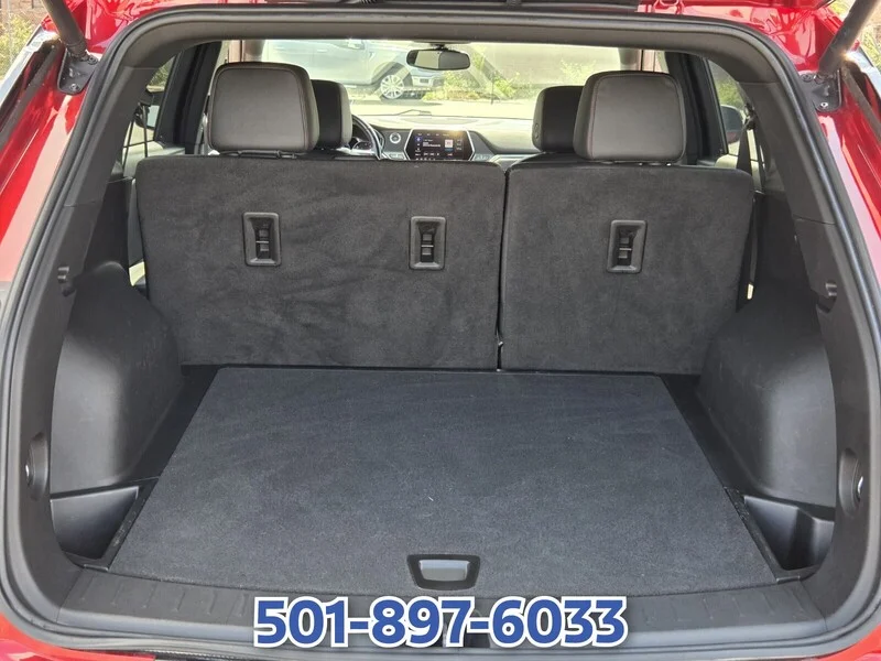 Used 2022 Cherry Red CHEVROLET FWD 4DR RS image 13