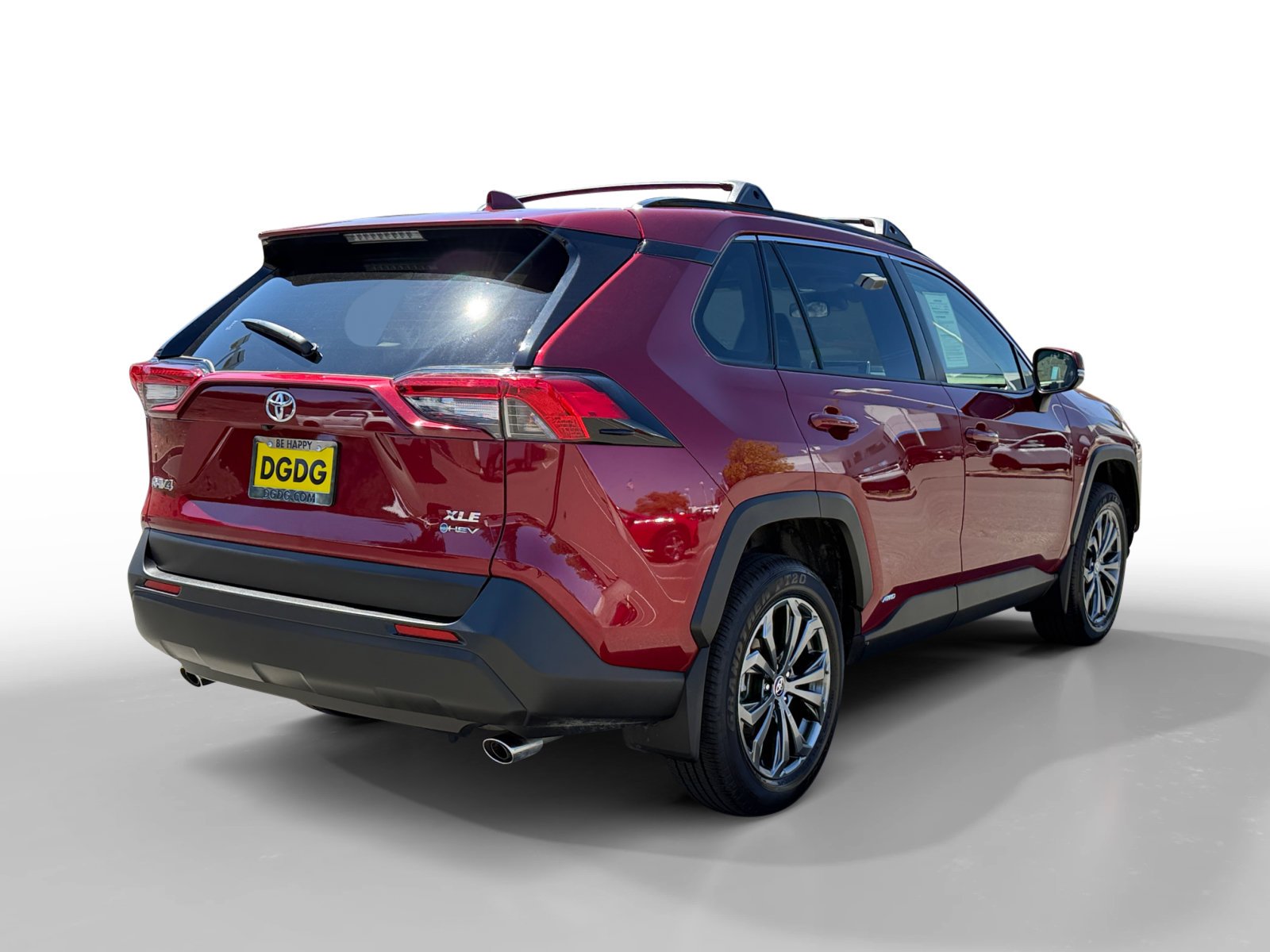 Used 2025 Pearl Toyota XLE Premium image 5