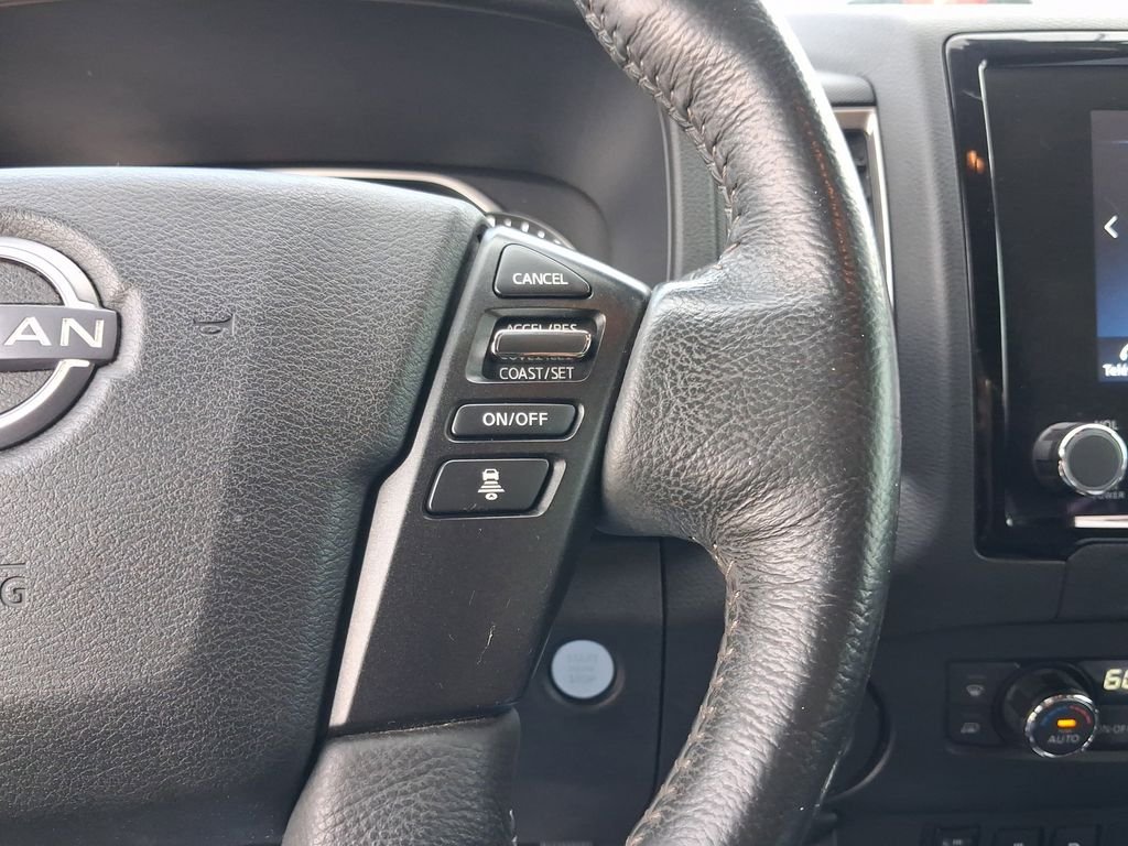Used 2022 Green Nissan SV image 21