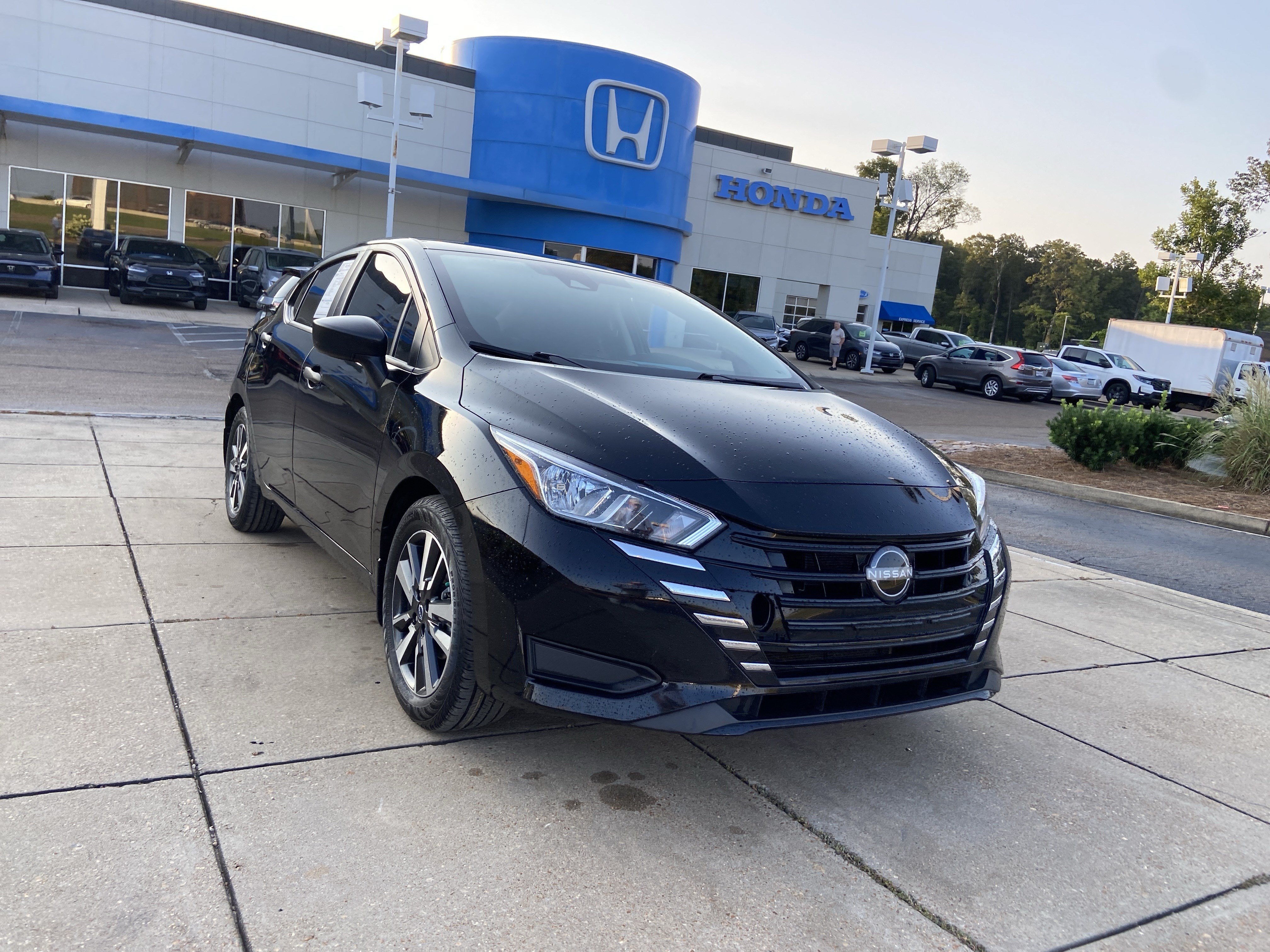 Used 2024 Nissan Versa Sedan S with VIN 3N1CN8DVXRL871901 for sale in Ridgeland, MS