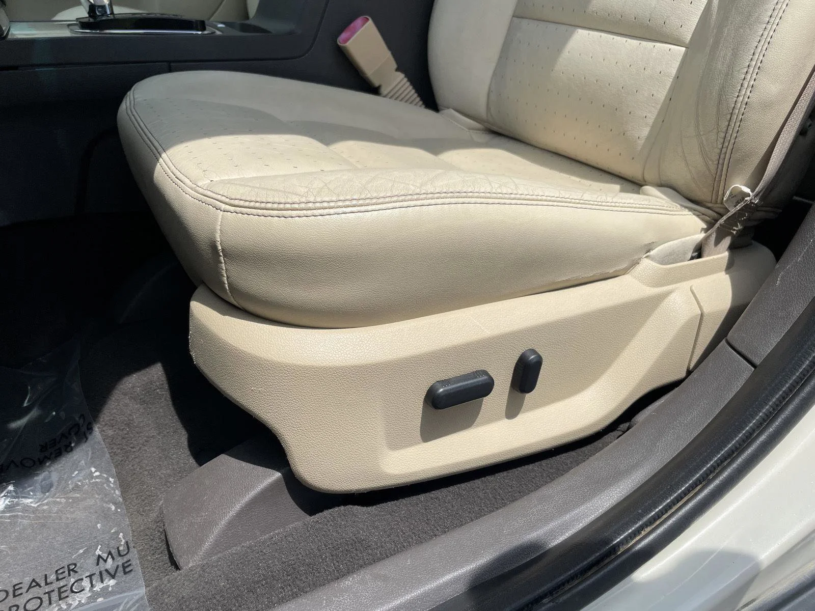 Used 2009  Mercury Premier image 17