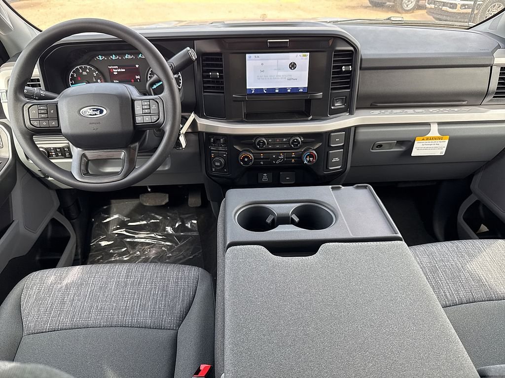 New 2026 Agate Black Metallic Ford F-250® XLT image 15