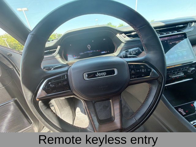 Used 2021 Silver Jeep Summit image 22