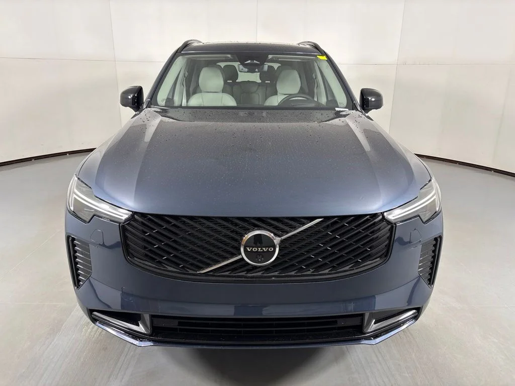 New 2026 Blue Volvo T8 Ultra image 3