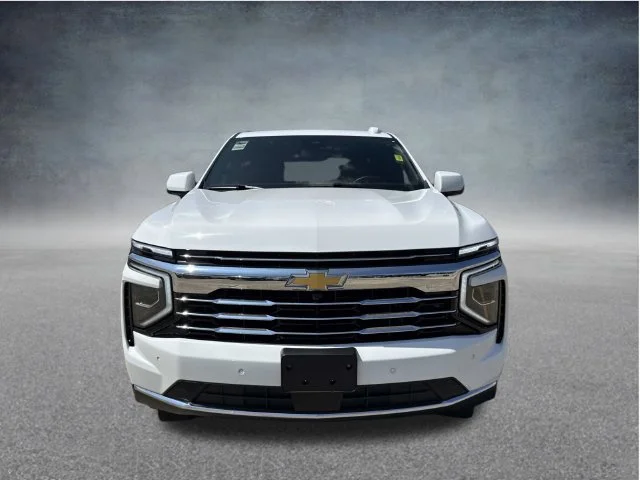 Used 2025 White Chevrolet LT image 5