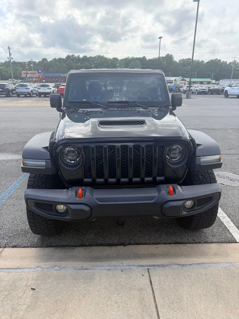 Used 2023 Black Jeep Mojave image 2