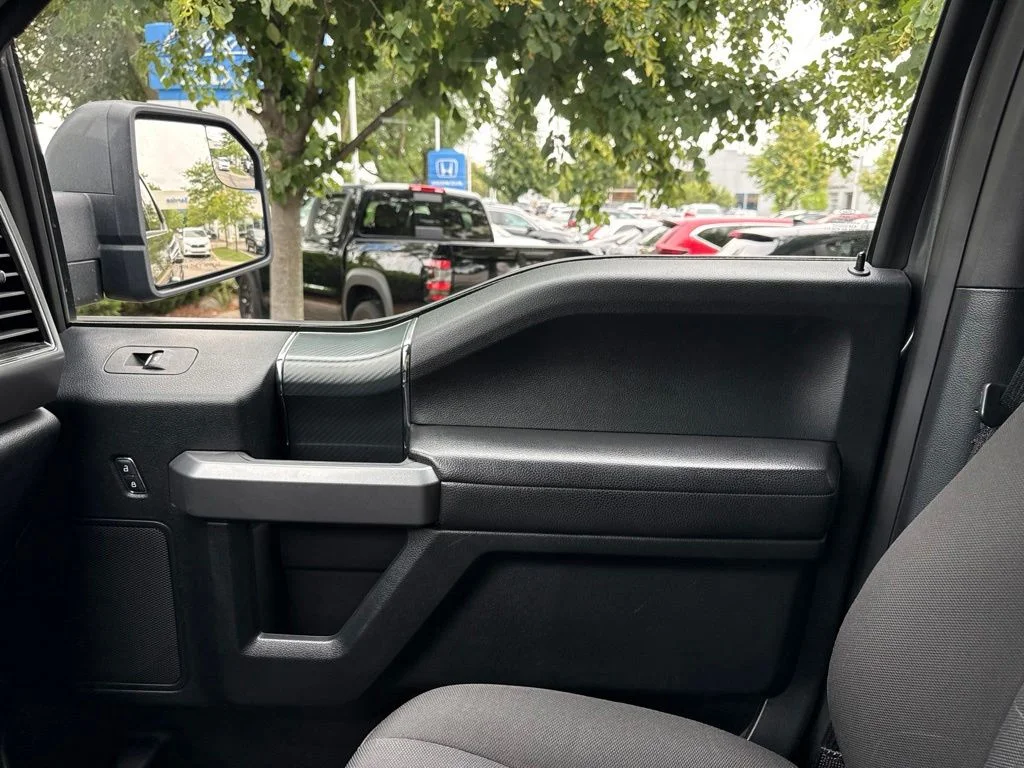 Used 2019 Gray Ford XLT image 30
