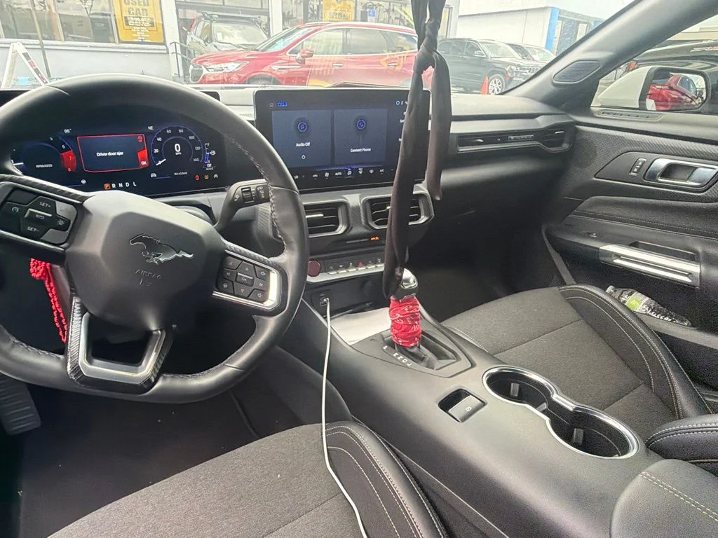Used 2024 Oxford White Ford EcoBoost image 12
