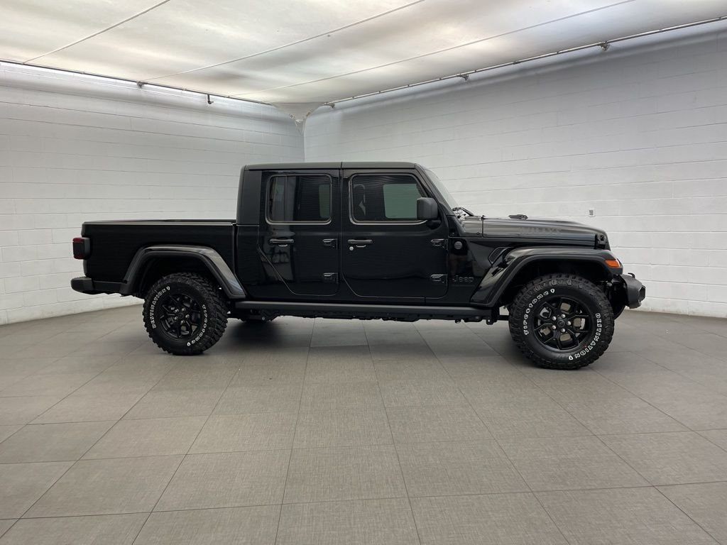 New 2025 Black Clear-Coat Exterior Paint Jeep Willys image 2