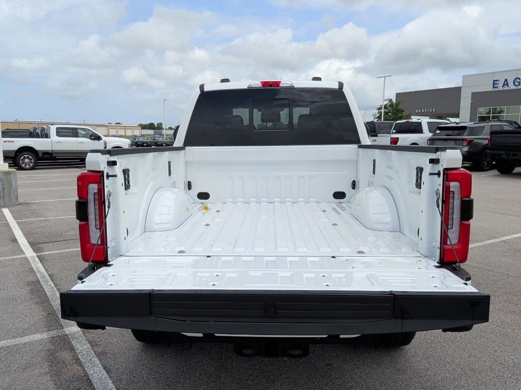 New 2026 Star White Metallic Tri-Coat Ford F-250® Platinum® image 44