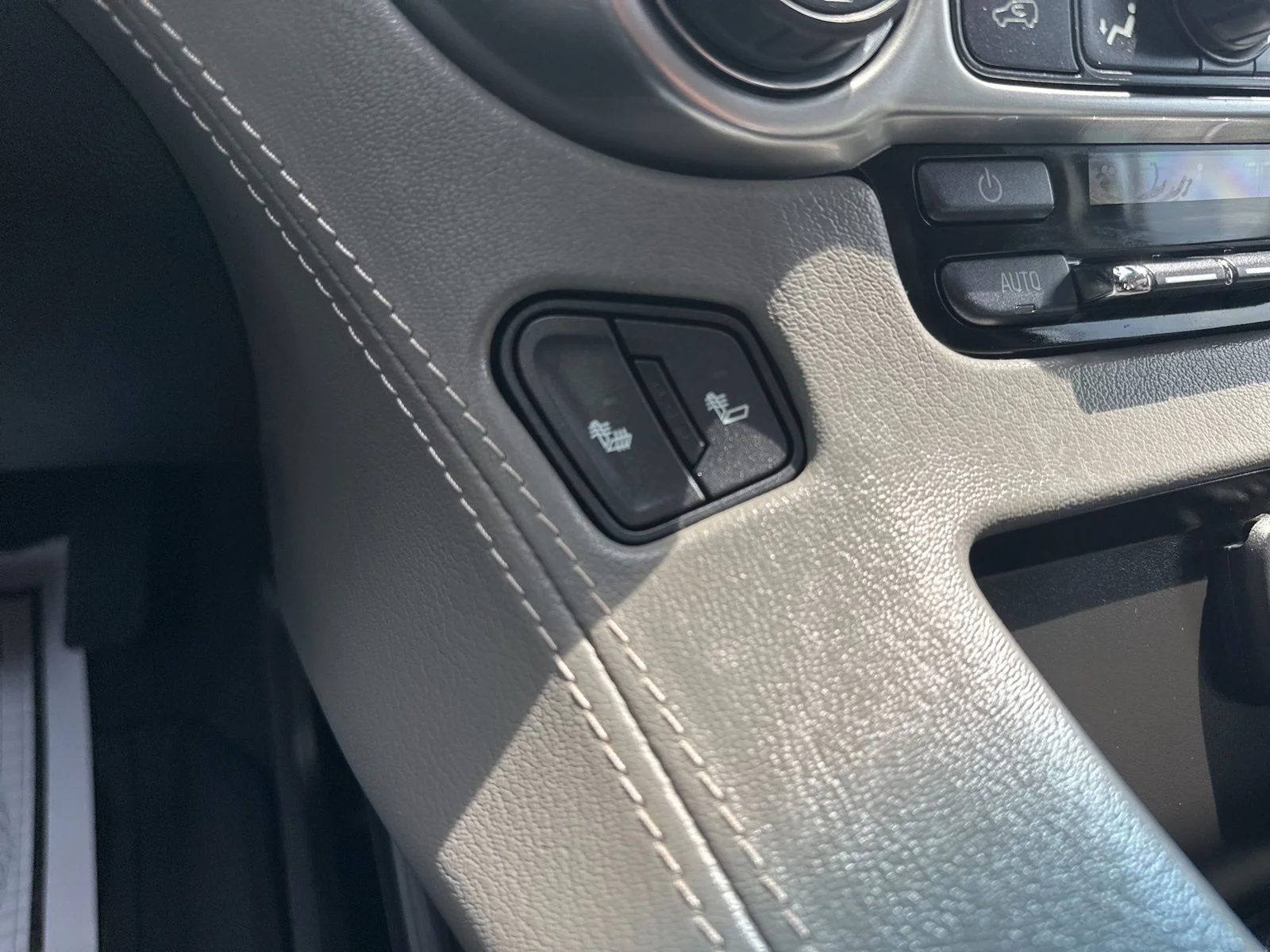 Used 2019  Chevrolet LT image 59