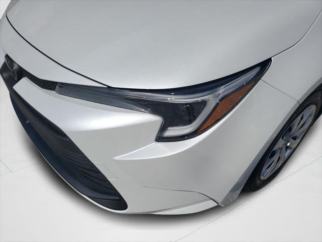 Certified Used 2026 WIND CHILL PEARL* Toyota  image 23