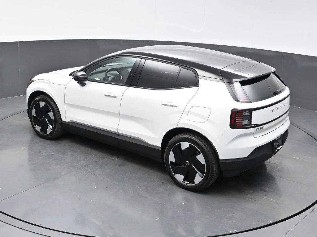 New 2026 Crystal White Volvo Twin Motor Performance Plus image 35