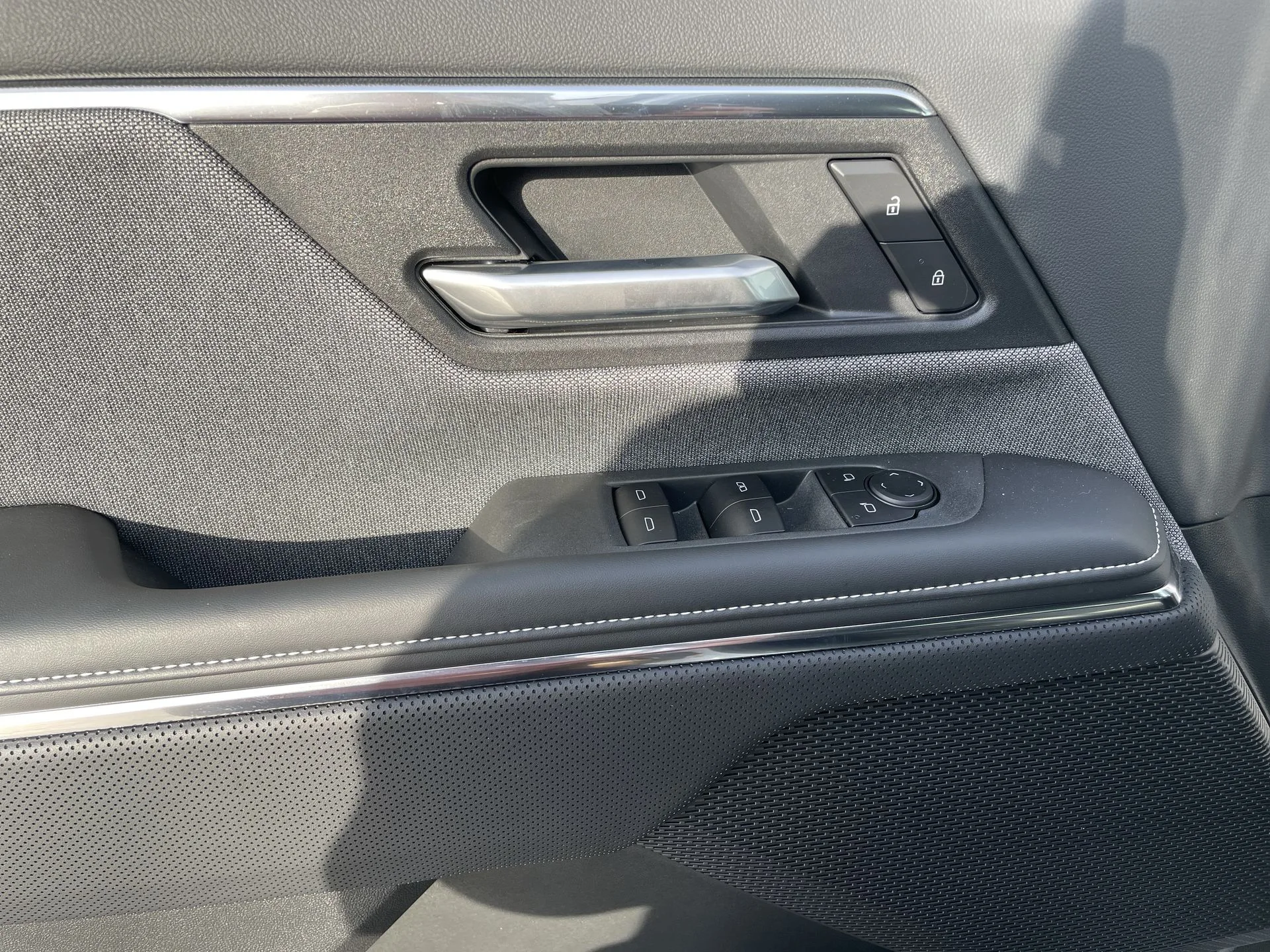 2026 GMC Sierra EV Elevation - Photo 55