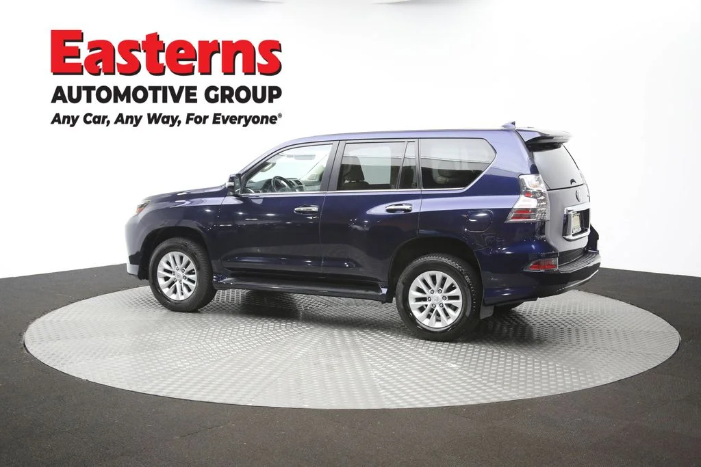 Used 2021 Blue Lexus 460 image 67