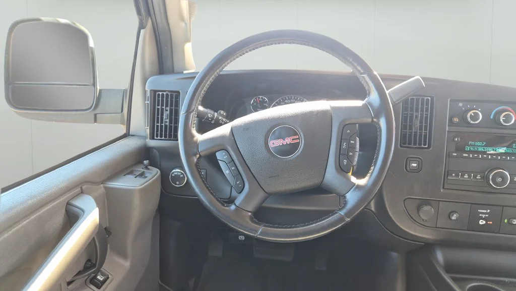 Used 2022 White GMC LS image 14