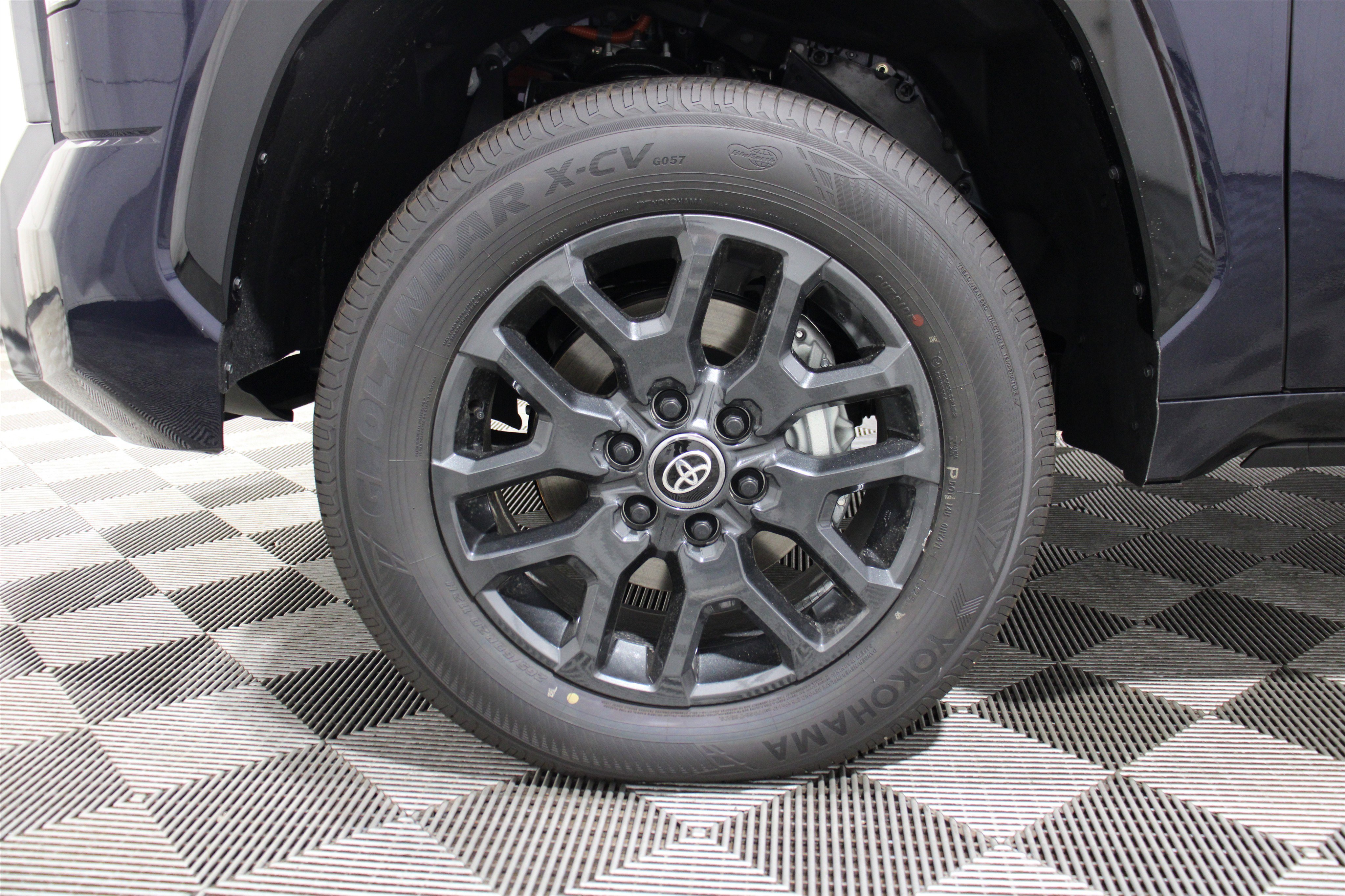 2026 Toyota Tundra Platinum - Photo 37