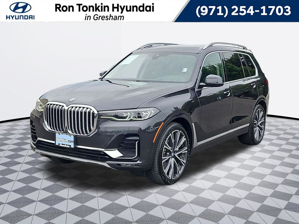 Used 2022 Dark Graphite Metallic BMW xDrive40i image 1