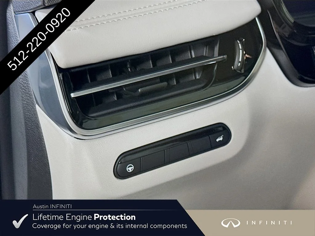 New 2027 RADIANT WHITE INFINITI LUXE image 11