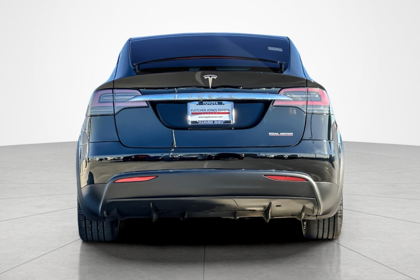 Used 2019 Solid Black Tesla Performance w/ Ludicrous image 4