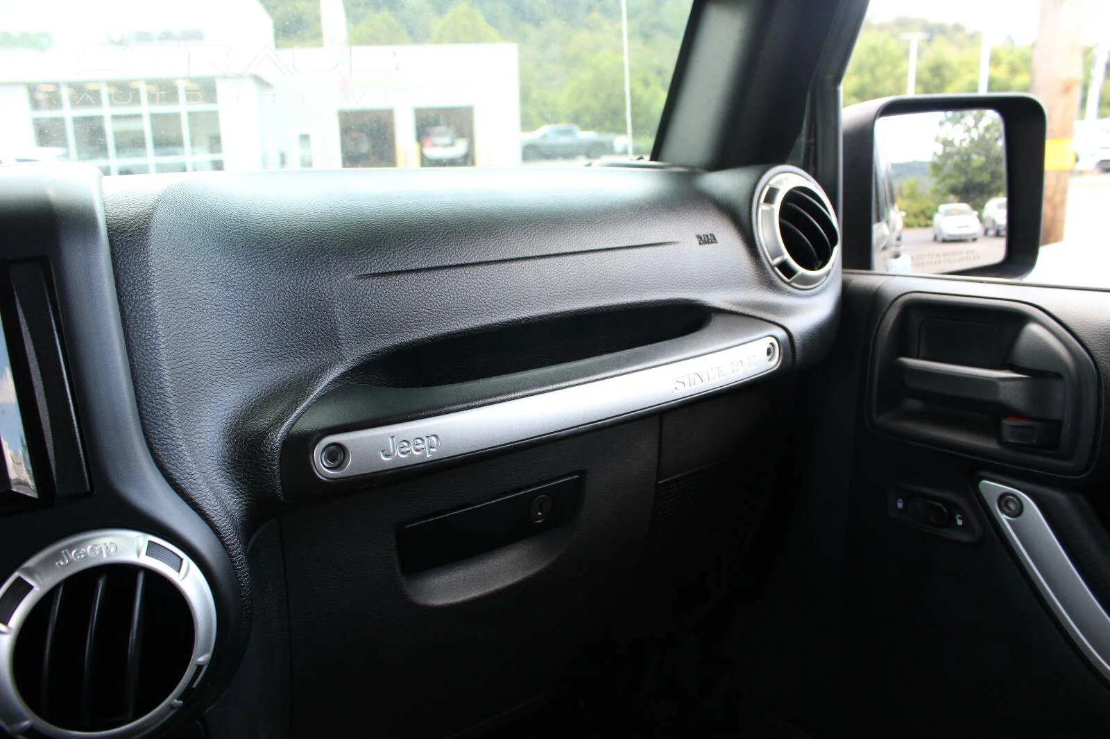 Used 2017 Black Clearcoat Jeep Rubicon image 29