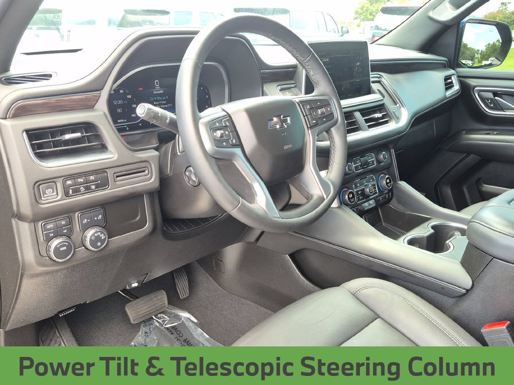 Used 2023 Black Chevrolet Z71 image 37