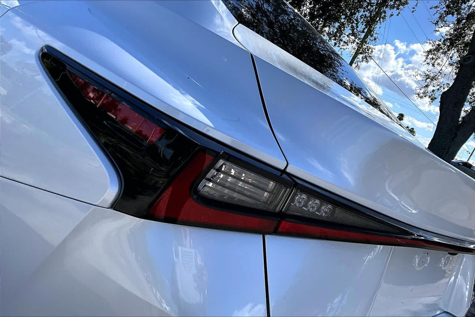 Used 2025 Eminent White Pearl Lexus  image 29
