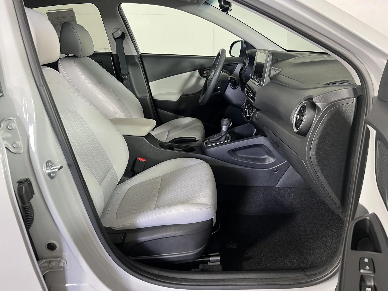 Used 2023 Cyber Silver Hyundai SEL image 25