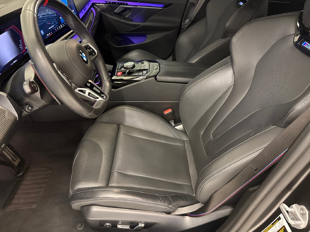 Used 2025 Grey BMW Base image 20