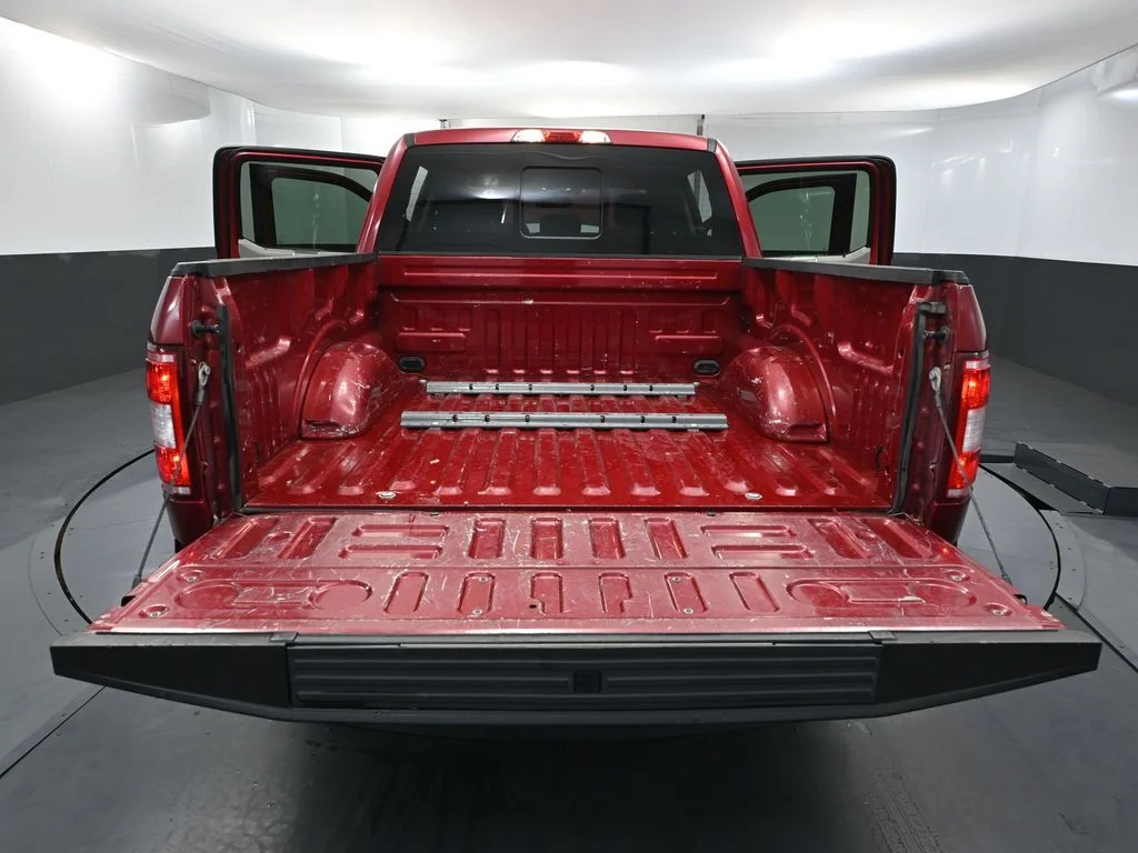 Used 2018 Red Ford XLT image 42