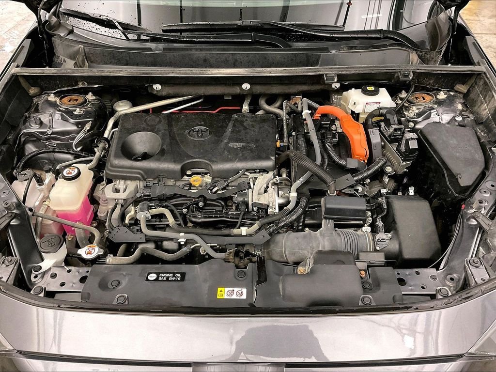 Used 2020 Gray Toyota LE image 14