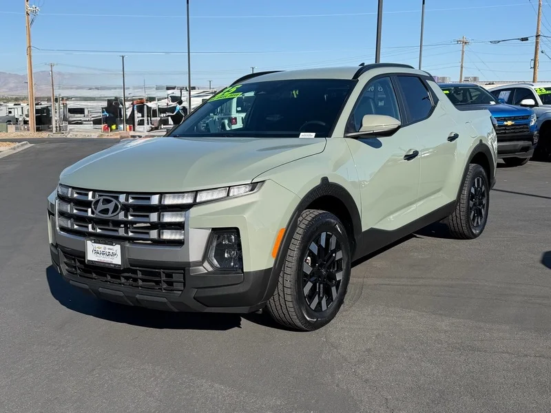 Used 2025 Sage Gray Hyundai SEL image 7