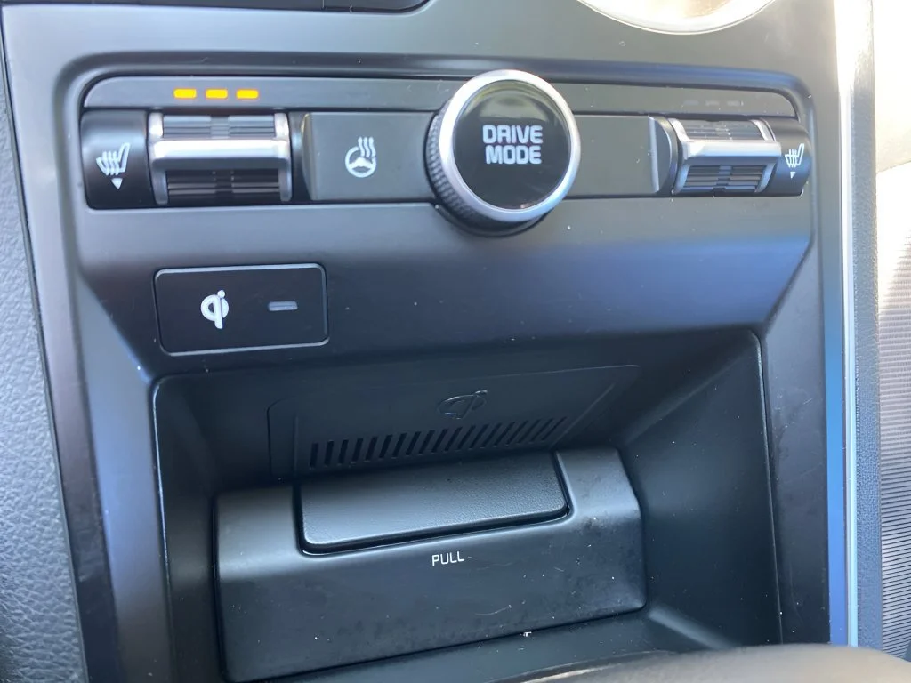 Used 2023  Kia GT-Line image 22