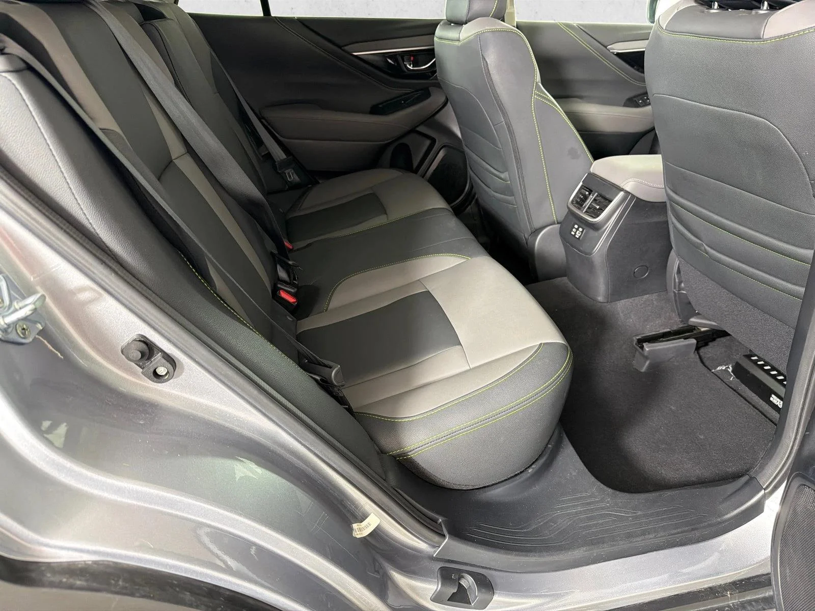 Used 2025 Black Subaru Onyx Edition image 16