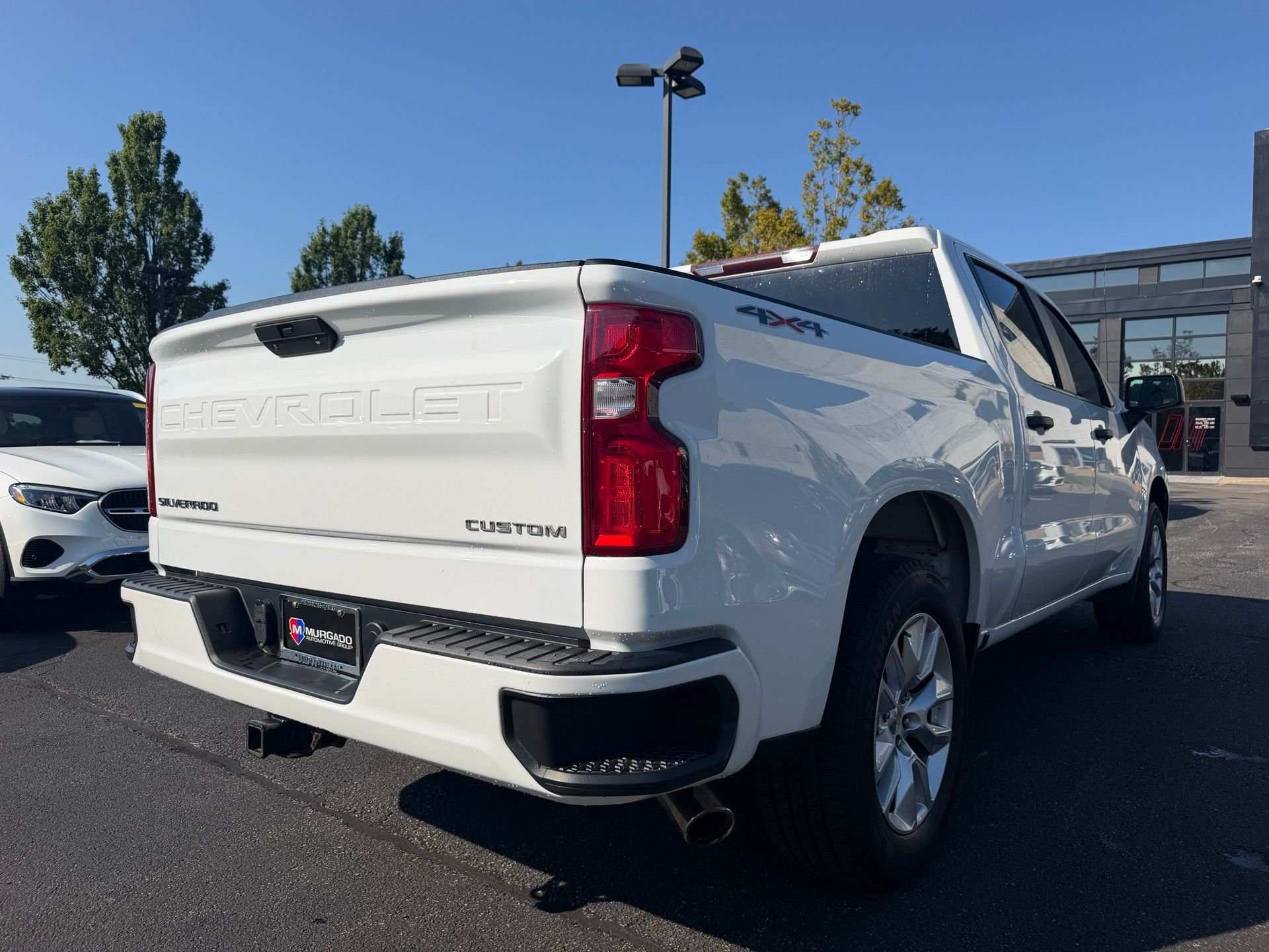 Used 2019 White Chevrolet Custom image 26