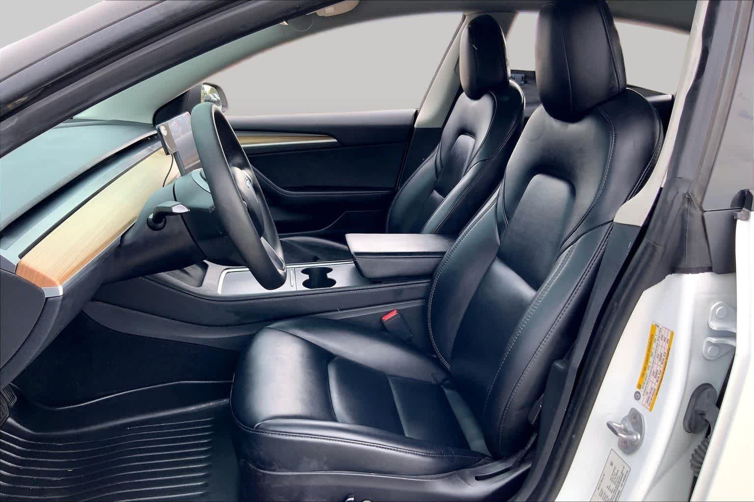 Used 2023 Pearl White Multi-Coat Tesla  image 7