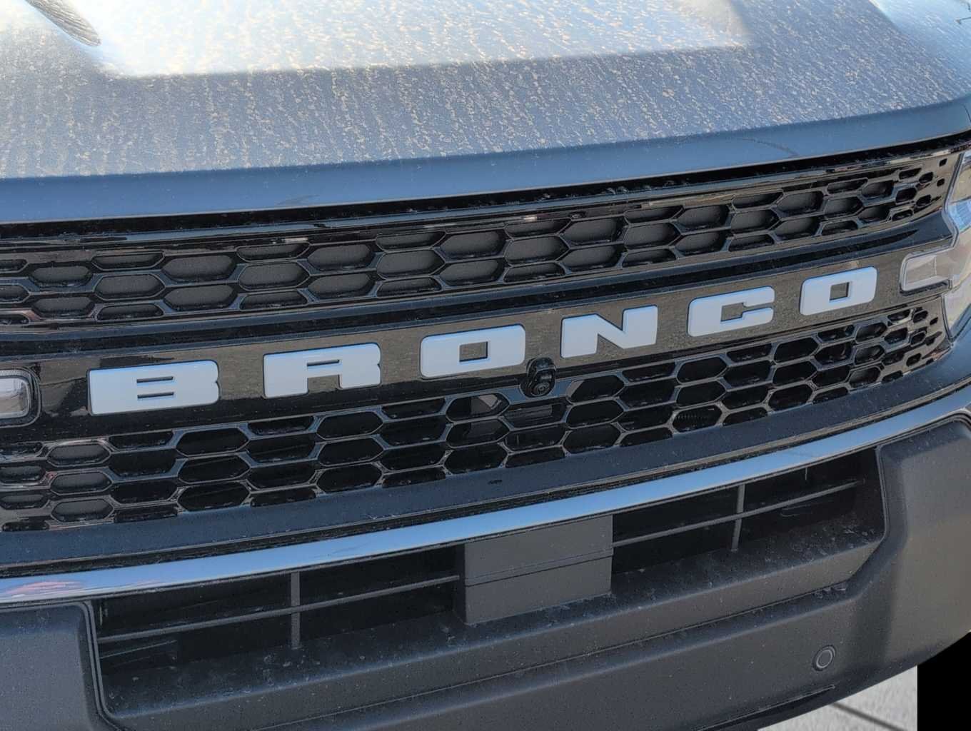 New 2025 Carbonized Gray Metallic Ford Outer Banks® image 17