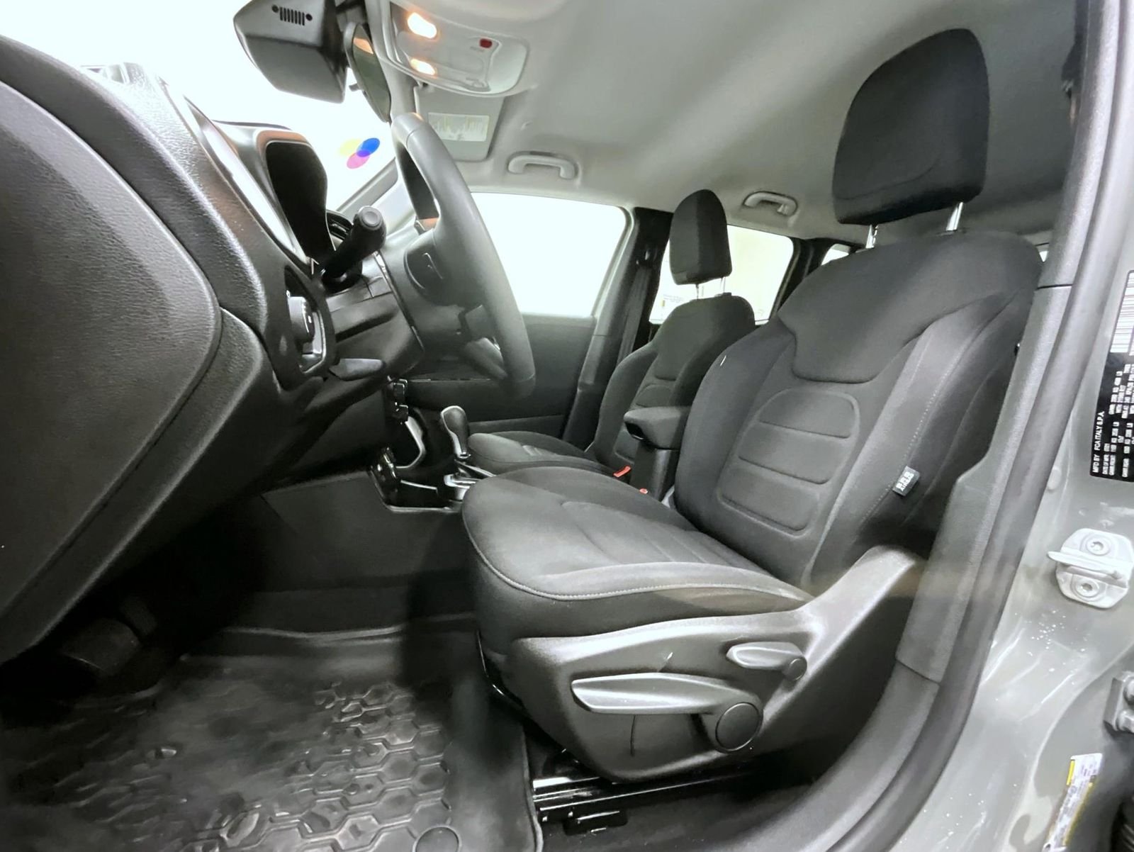 Used 2021 Gray Jeep Latitude image 11