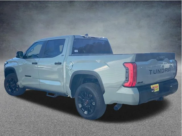 Used 2025 Green Toyota SR5 image 6