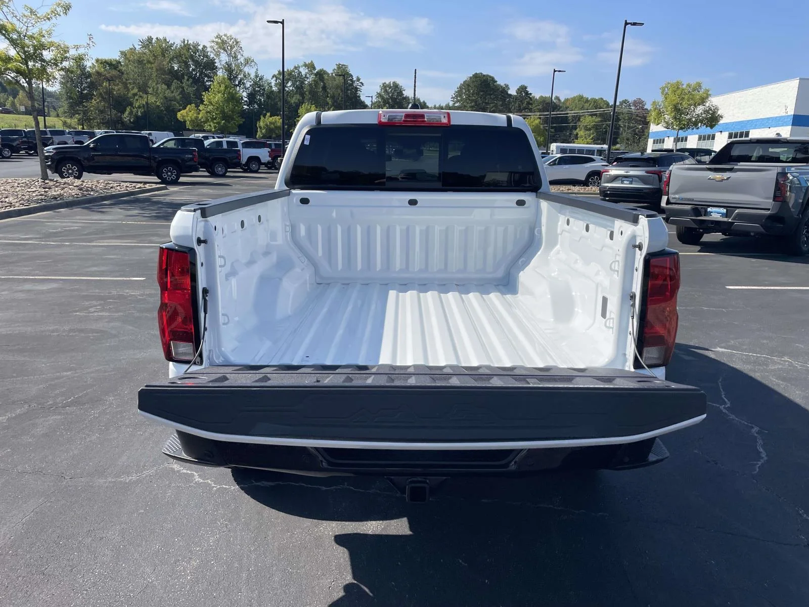 New 2026 Summit White Chevrolet Trail Boss image 13