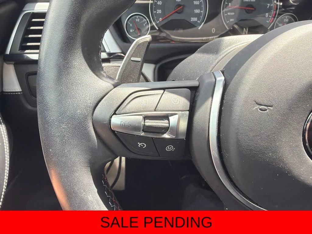 Used 2020 White BMW Base image 19