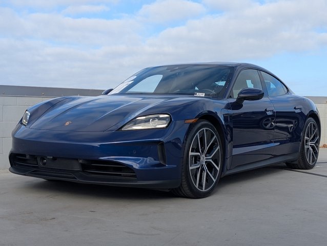 2025 Porsche Taycan 
